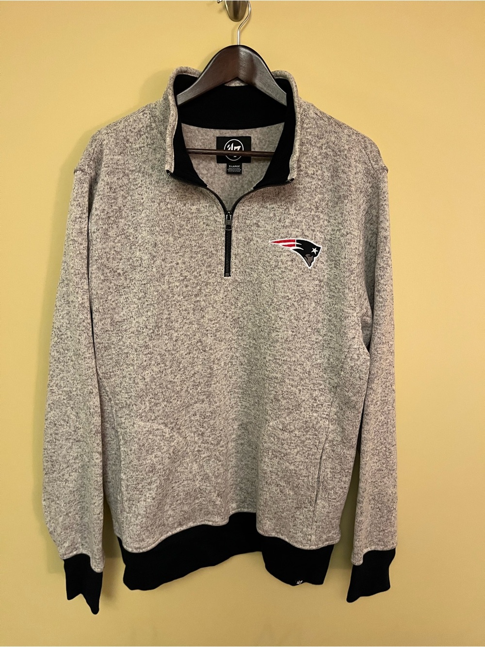 47 Brand Gray & Black Quarter-Zip Pullover with Patriots Logo